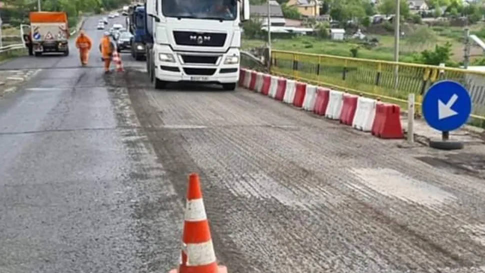 România este pe ultimul loc la șosele moderne: Rețeta JAFULUI la drumul mare în Moldova - S-a furat asfalt de 650 de mii de euro