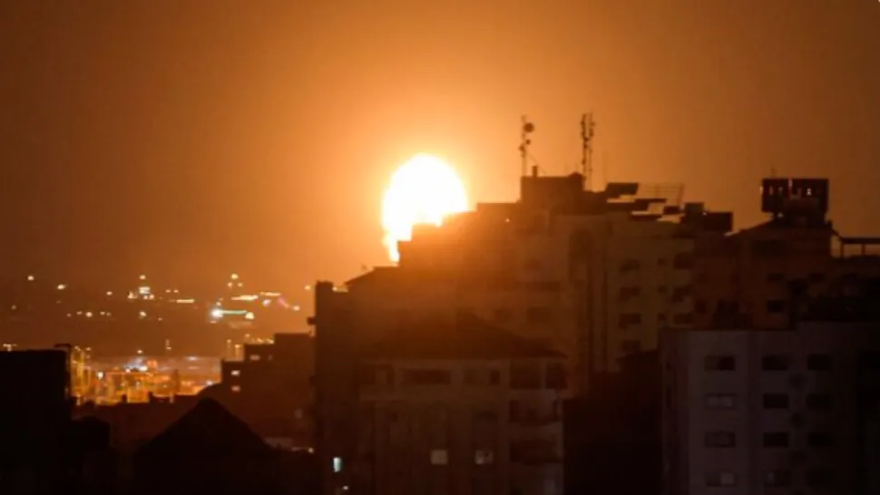 Israelul atacă Fâşia Gaza ca ripostă la atacuri cu rachete din ultimele zile. Tensiunile riscă să escaladeze / Captură Twitter
