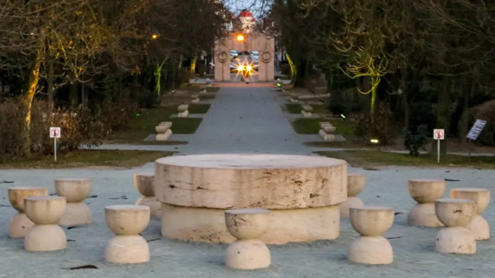 DEZASTRU urbanistic lângă sculpturile lui Constantin Brâncuși: Epopeea Căii Eroilor din Târgu Jiu, aproape de sfârșit după 5 ani