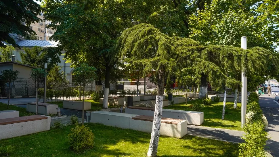 Lucrările de modernizare pe Bulevardul Gheorghe Șincai sunt în grafic - FOTO