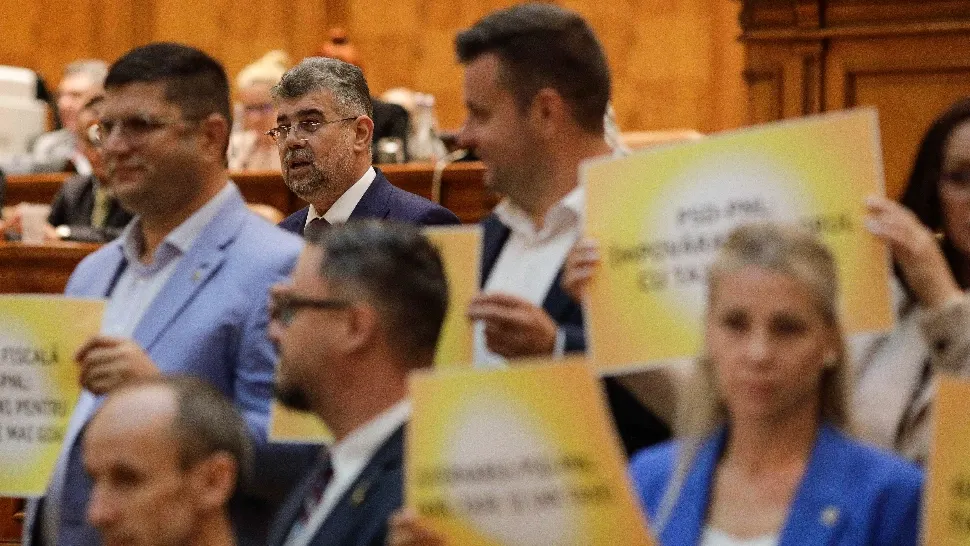 Proteste la asumarea răspunderii Guvernului / Foto: INQUAM/George Călin