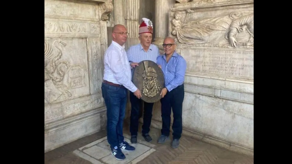 Fostul baron PSD Mircea Cosma îl caută pe Vlad Țepeș după ADN