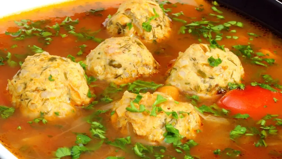 Cea mai bună ciorbă de perișoare - Rețeta tradițională românească