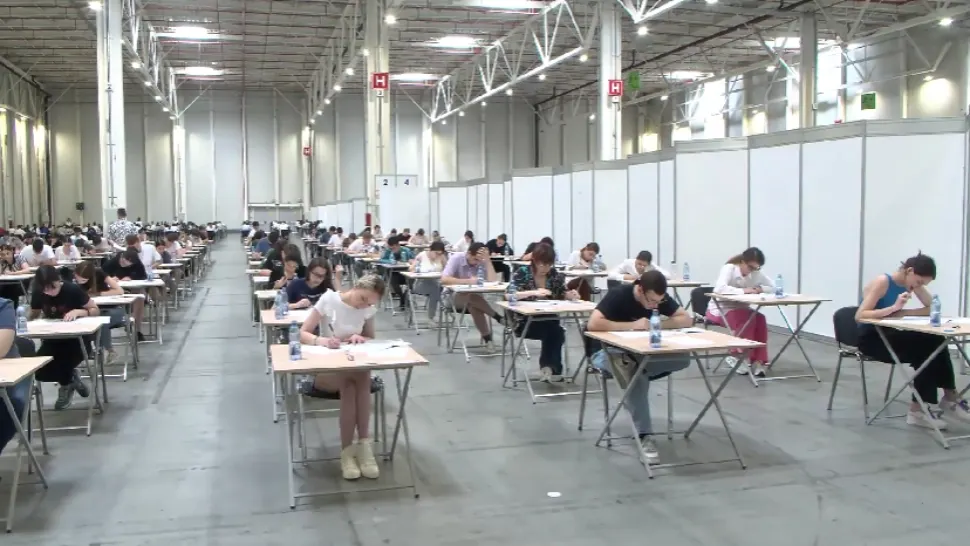 Rusia recrutează elevi români pentru studii la Moscova și Sankt Petersburg! Anunț halucinant /Captură video