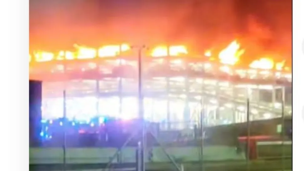 Parcarea Terminalului 2 a suferit „o prăbuşire structurală semnificativă”. Foto/Captură video
