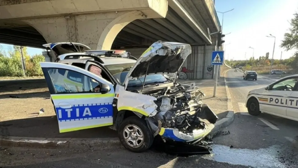 Autospeciala Dacia Duster aparține Inspectoratului de Poliție Județean Ilfov. Foto/infotrafic.ro