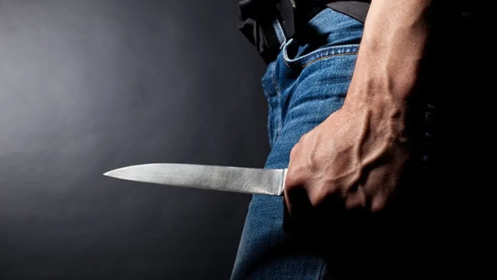 Două persoane, înjunghiate de un bărbat din Timişoara