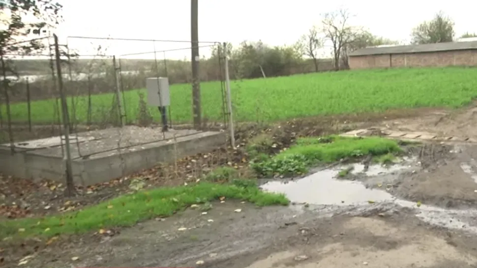 Canalizarea făcută pe bani europeni nu a funcționat niciodată. Foto: Captură YouTube