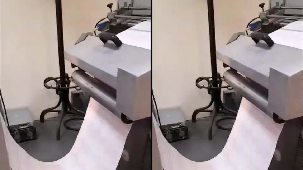 A început tipărirea taloanelor de pensii mărite cu 13,8%. Imagini din imprimerie - VIDEO