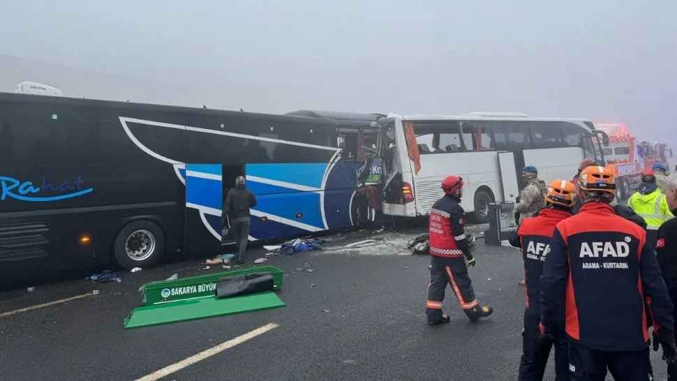 Tragedie în Turcia. Zeci de morți și răniți în urma unui accident în lanț, imagini de coșmar - FOTOGALERIE