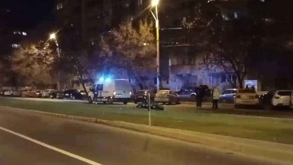 Accident cumplit, în Capitală: polițist spulberat de un motociclist. Victima a traversat printr-un loc nepermis