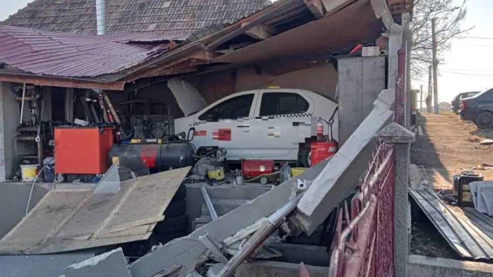 Explozie într-un garaj din Turda, la rezervorul unei mașini alimentate cu GPL: doi bărbați au suferit arsuri grave