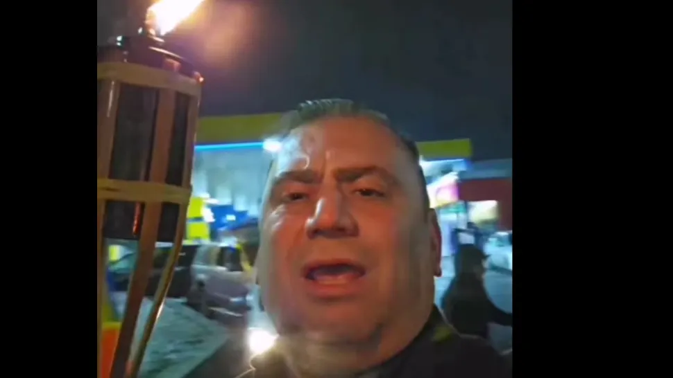 Un fost șef al serviciilor a venit cu torța la protestul fermierilor. Foto: Facebook