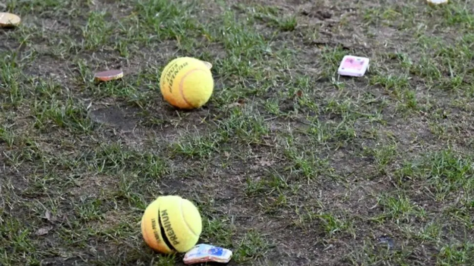 De ce sunt mingile de tenis păroase și cât de important este acest lucru?