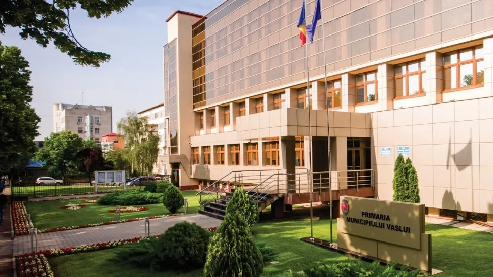 Salarii occidentale la Primăria Vaslui. Foto/Primăria
