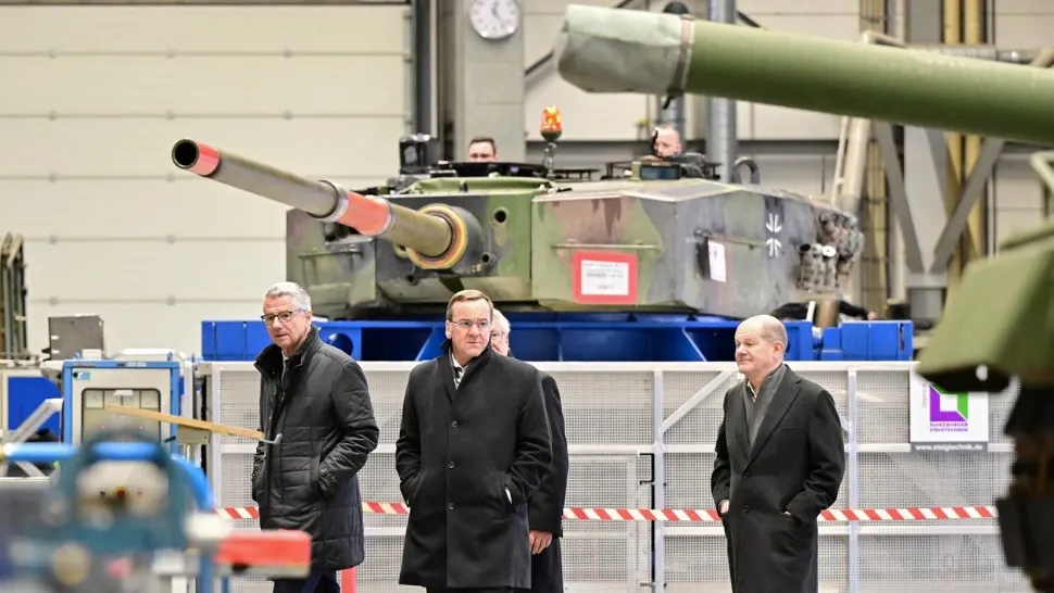 Industria de armament a câștigat 2,2 trilioane de dolari în 2023. Foto: Profimedia