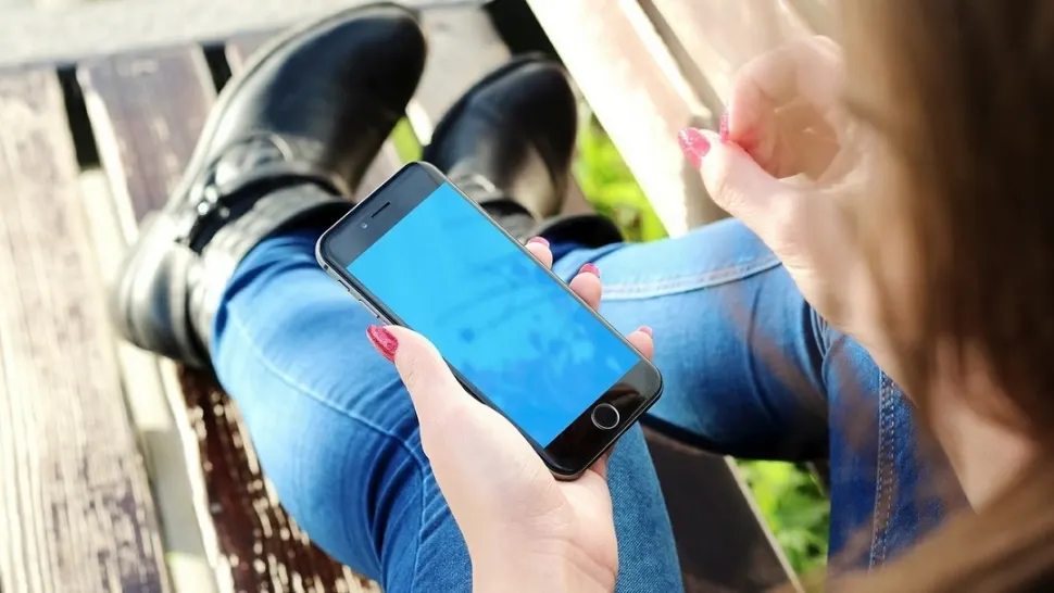 Poliția, în stare de alertă maximă. Cum i-au dispărut unei femei din Alba 10.000 de lei din cont: mesajul primit pe telefon