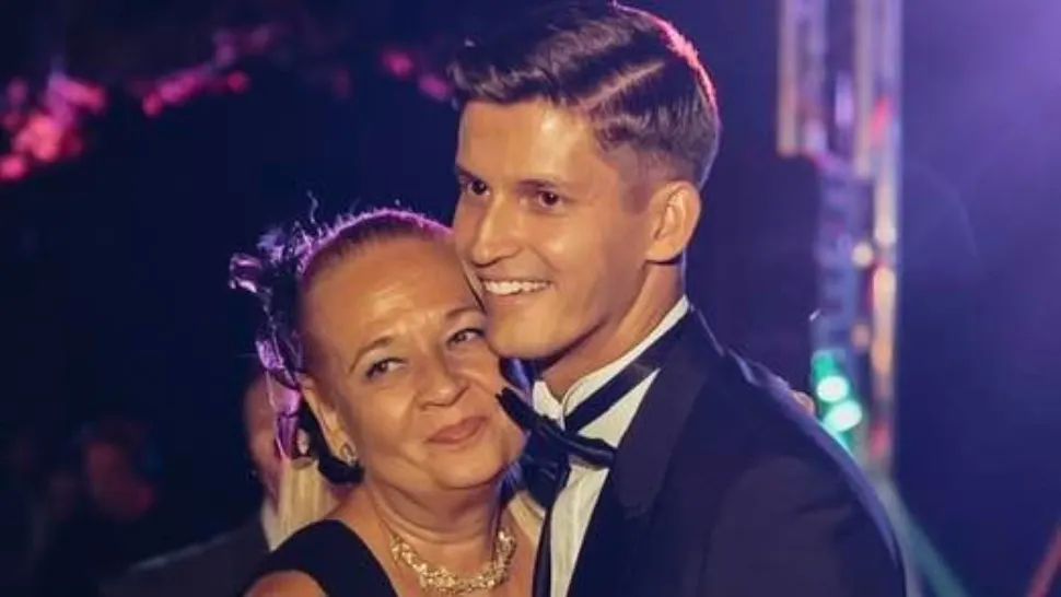 Mihnea Năstase și mama sa/ Facebook