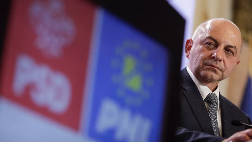 Cătălin Cîrstoiu și Rareş Hopincă au semnat lista USR pentru alegerile locale
