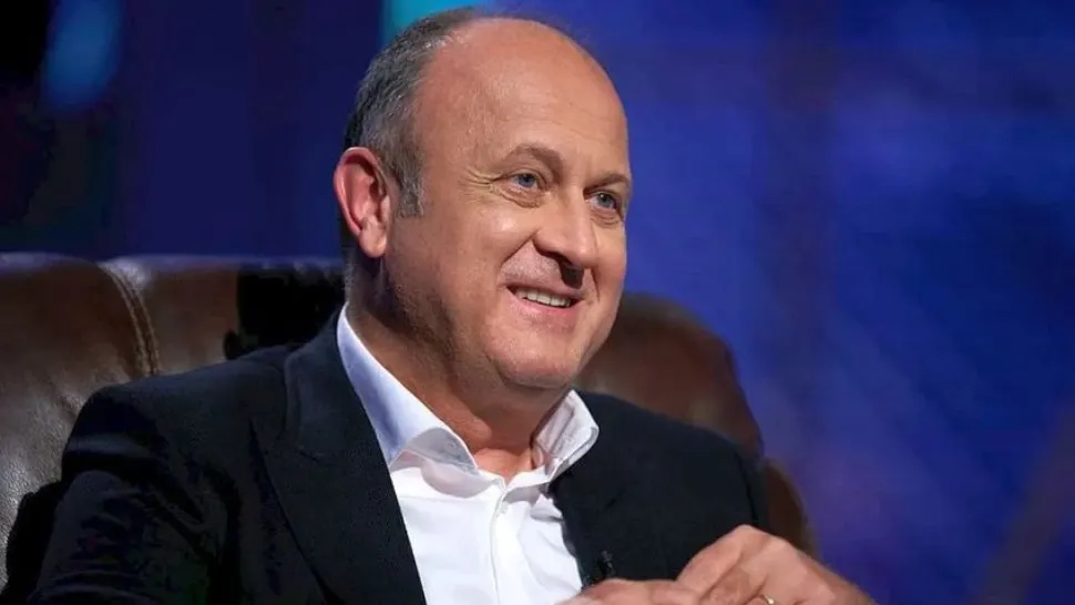 Imperiul lui Dan Șucu se clatină, după descinderile DIICOT. Daniel Niculae, mâna sa dreaptă, îl trage după el. Se cere inclusiv depunctarea Clubului Rapid - acuzații de grup infracțional organizat. Arme de foc, descoperite la percheziții