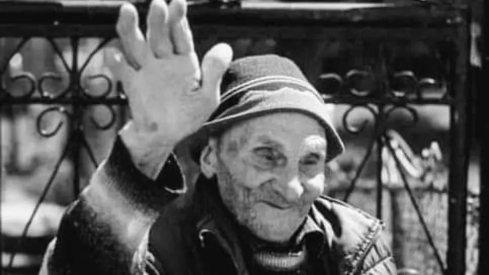 Ioan Loghin, veteran de război, a plecat în eternitate la vârsta de 102 ani. Foto/MApN