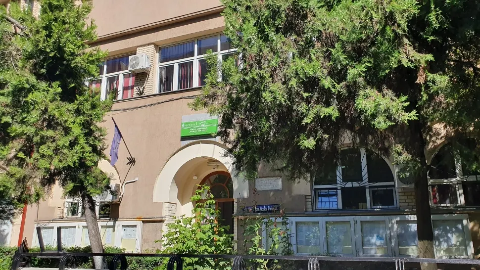 Noi dezvăluiri din școala groazei. Un alt elev de la "Titulescu" a fost agresat de același copil, iar directoarea ar fi încercat să mușamalizeze cazul