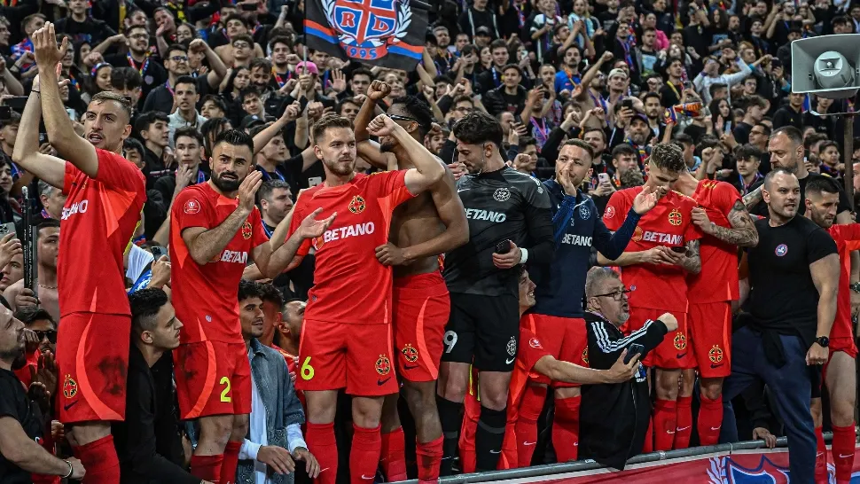 FCSB a învins Farul şi a câștigat din nou titlul de campioană, după nouă ani de la precedentul succes/ FOTO: Facebook SuperLiga Romania