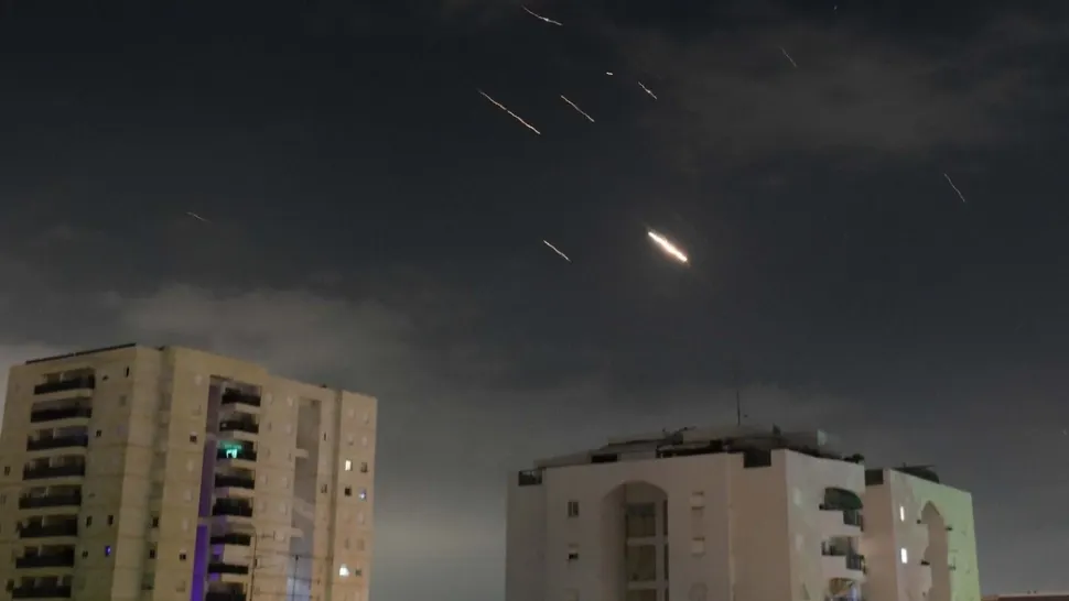 Iranul a lansat peste 200 de proiectile. Foto: Profimedia
