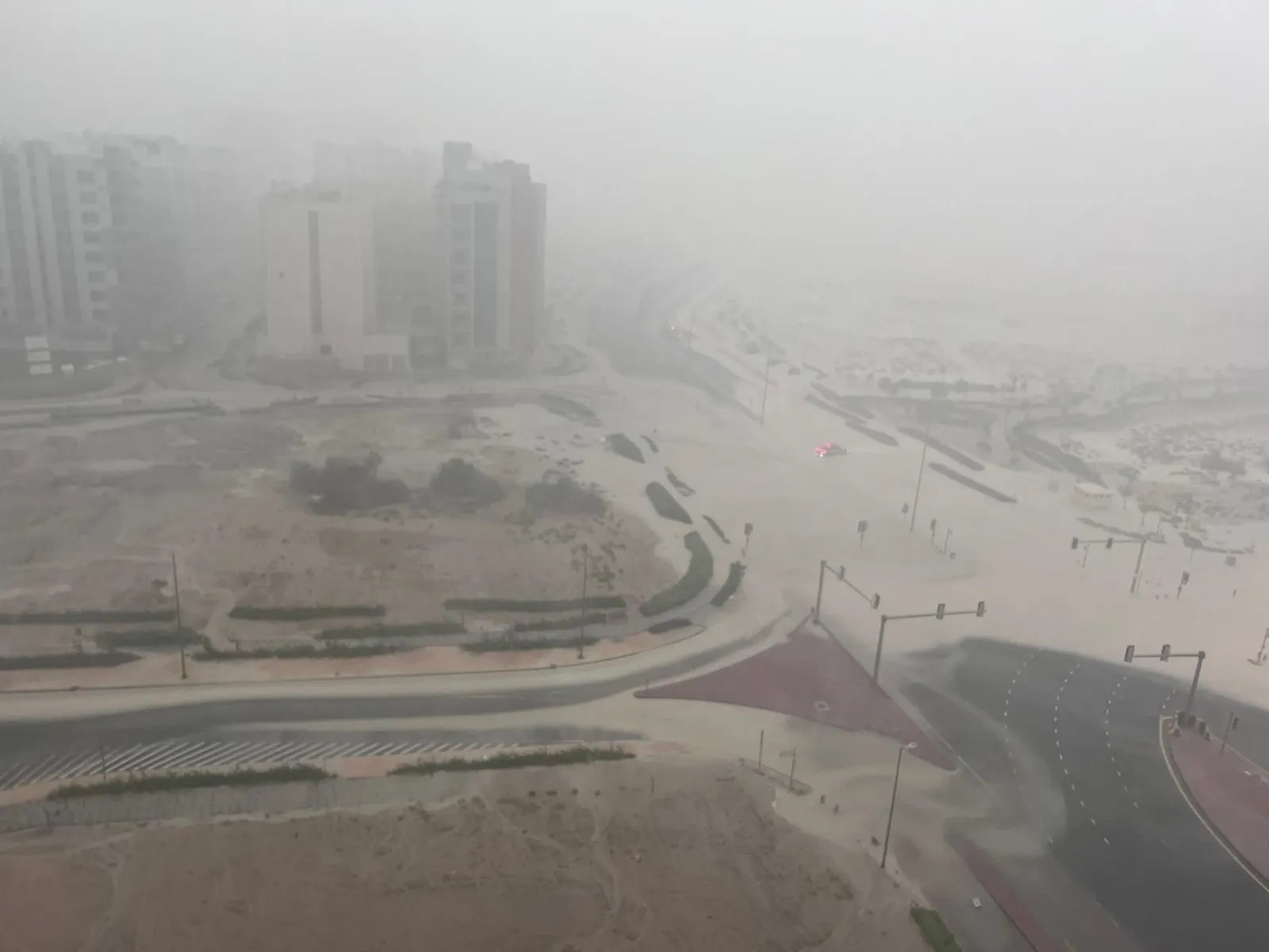 Inundații devastatoare, în Dubai / Foto: Profi Media