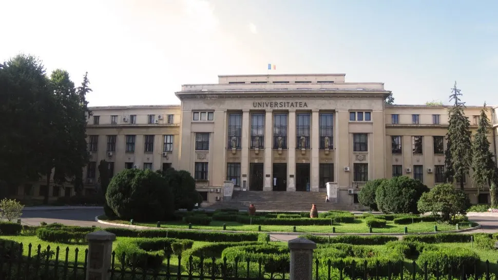 Mai multe contracte importante au fost încredințate unei firme care are legături cu ambasada Franței, susține Dorin Iacob