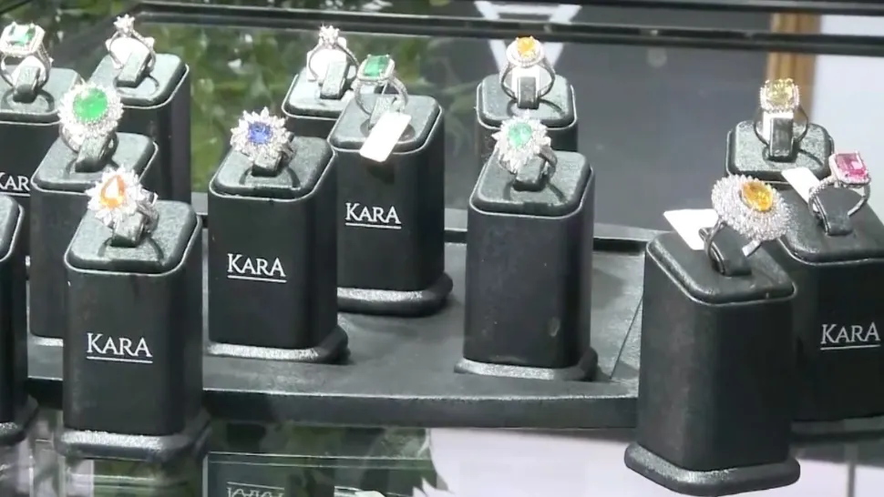 Cadourile de lux, la mare căutare de Paște. Bijuteriile cu diamante, preferate de doamne 