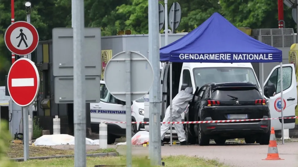 Ambuscada a dus la evadarea deţinutului. Foto/Profimedia