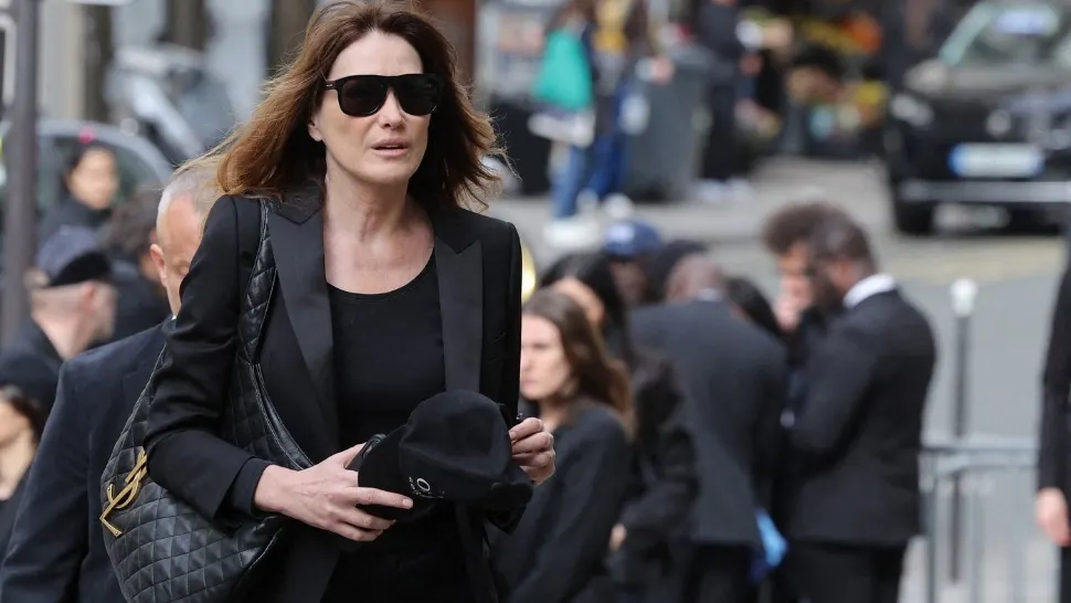 Carla Bruni-Sarkozy, audiată ca suspect într-o anchetă legată de soţul său. Foto: Profimedia