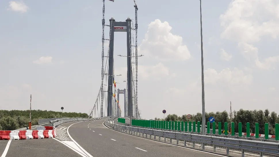 Podul de la Brăila, în reparații pentru a treia oară, într-un singur an! A înghițit 500 de milioane de euro!