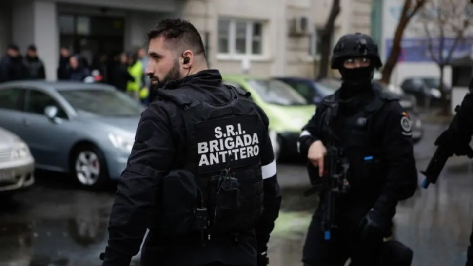 ALERTĂ de securitate: Un bărbat a încercat să se autoincendieze, la Ambasada Israelului. Ar fi aruncat un cocktail molotov în ușa instituției