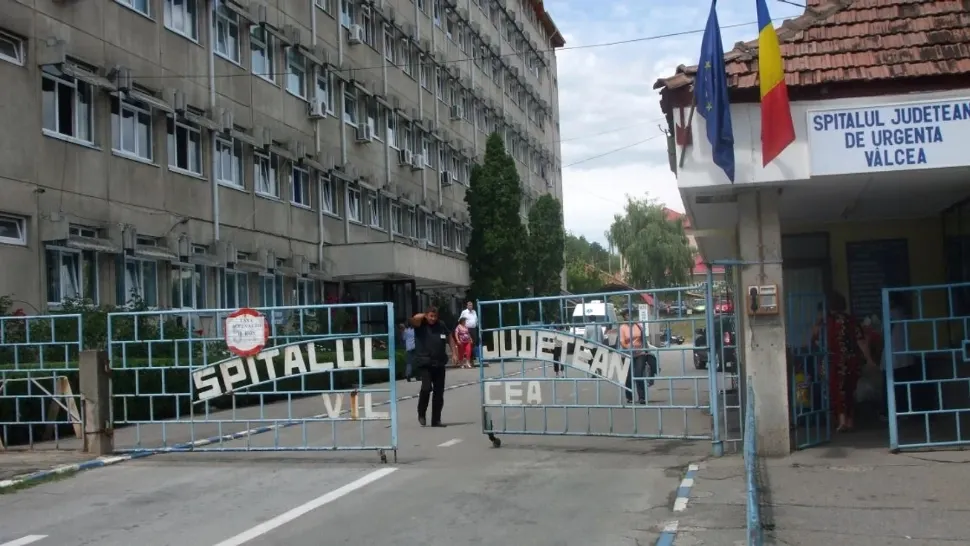 Scenă terifiantă la Spitalul de Urgențe Vâlcea. Un bărbat a murit după ce s-a aruncat de la etajul 6