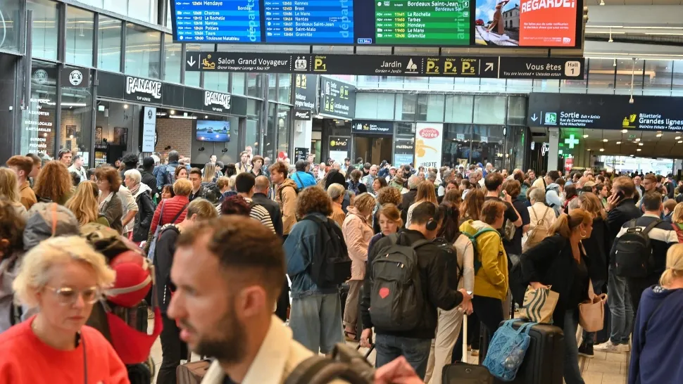 Compania de căi ferate a Franţei, victima unui "atac masiv pentru a paraliza reţeaua TGV", cu câteva ore înainte de începerea Jocurilor Olimpice de Vară