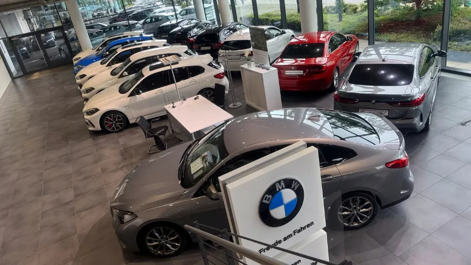 BMW a rechemat în serviceuri peste 700.000 de vehicule. Probleme la câteva modele moderne