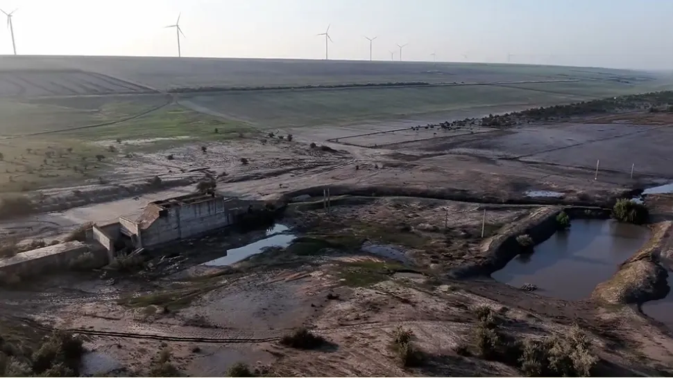 Barajul Suhurlui din Galați, lăsat în paragină. Imagini dezolante/ Captură video