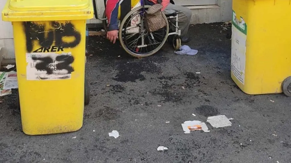 Fost DIRECTOR, cu pensie peste medie, trăiește printre oamenii străzii din Timișoara și nu vrea să revină în familie - FOTO