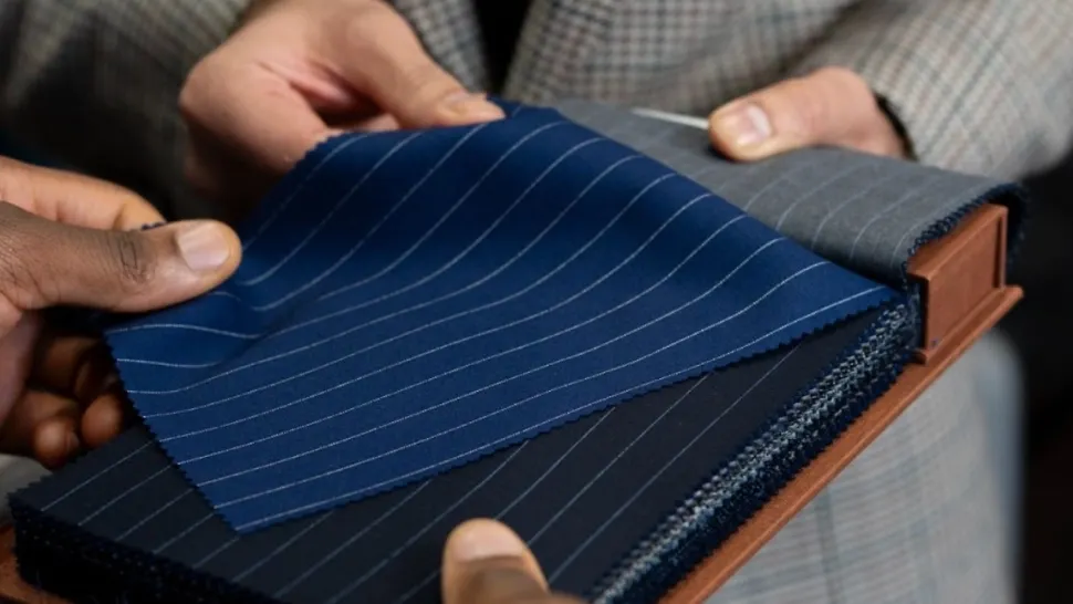 "Orice bărbat merită să poarte un costum made to measure măcar o dată în viață." Viggo Tailoring explică ce reprezintă această alegere în viața bărbaților (P)