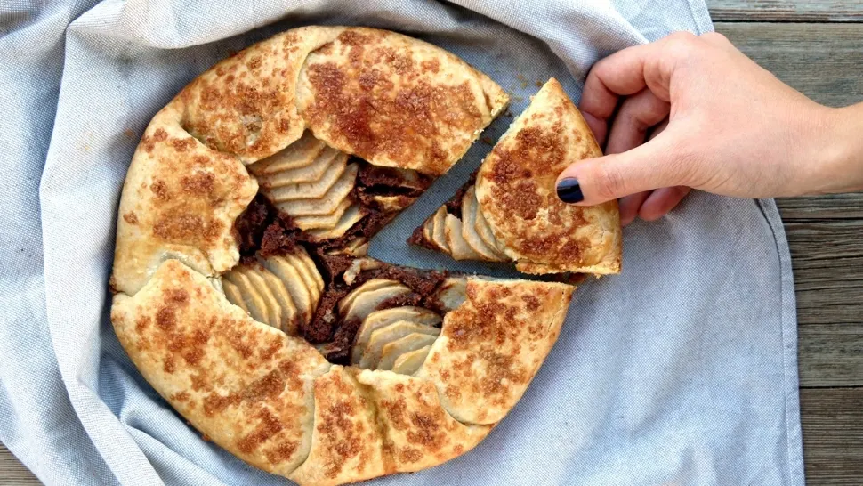 Galette cu pere și migdale. Un desert rustic și delicios