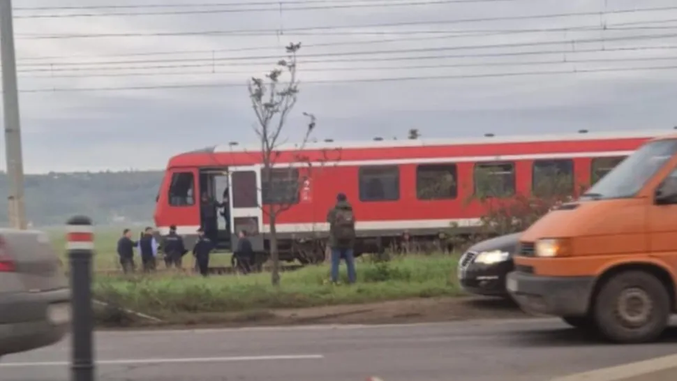 Femeie din Iași, în stare gravă la spital după ce a fost lovită de tren. Victima urmează să fie operată de urgență/Ziarul de Iași
