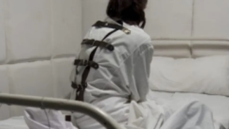 Anchetă oficială în cazul abuzurilor de la Săpoca. Pacienți agresați și hrăniți cu alimente expirate/ Arhivă foto