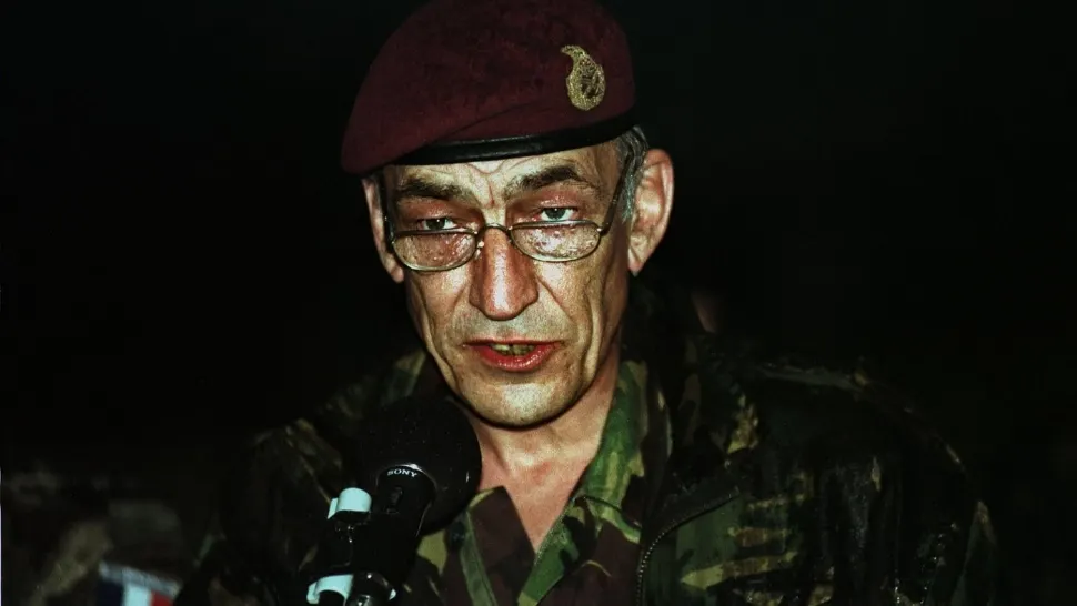 A murit 'Prințul Întunericului', generalul care a refuzat să asculte de NATO și să declanșeze o confuntare împotriva trupelor rusești
