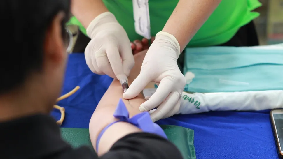 Pacienți lăsați fără medicamente de către statul român. Foto/Profimedia