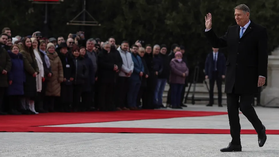 Românii s-au dezlănțuit în ziua debarcării lui Iohannis de la Cotroceni. FOTO: INQUAM