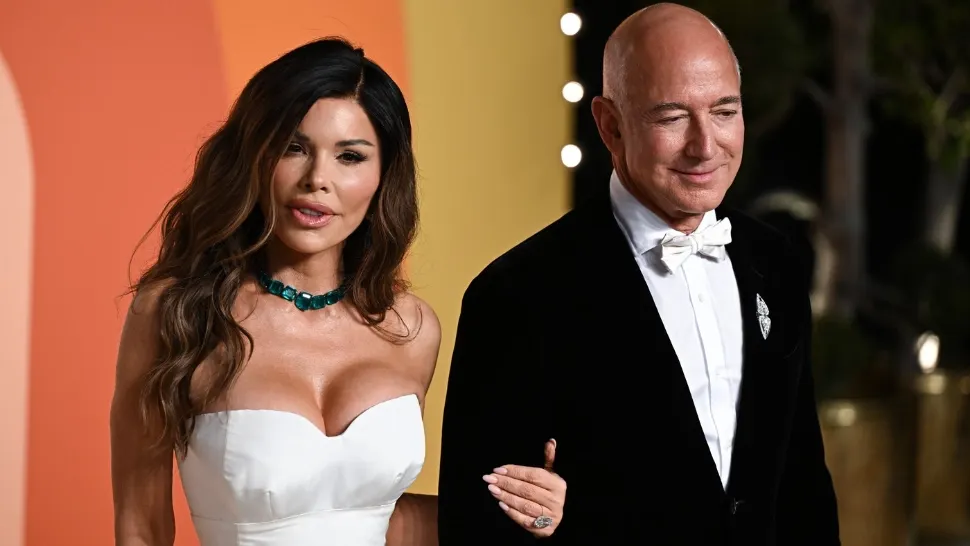 Jeff Bezos și logodnica sa. Foto: Profimedia