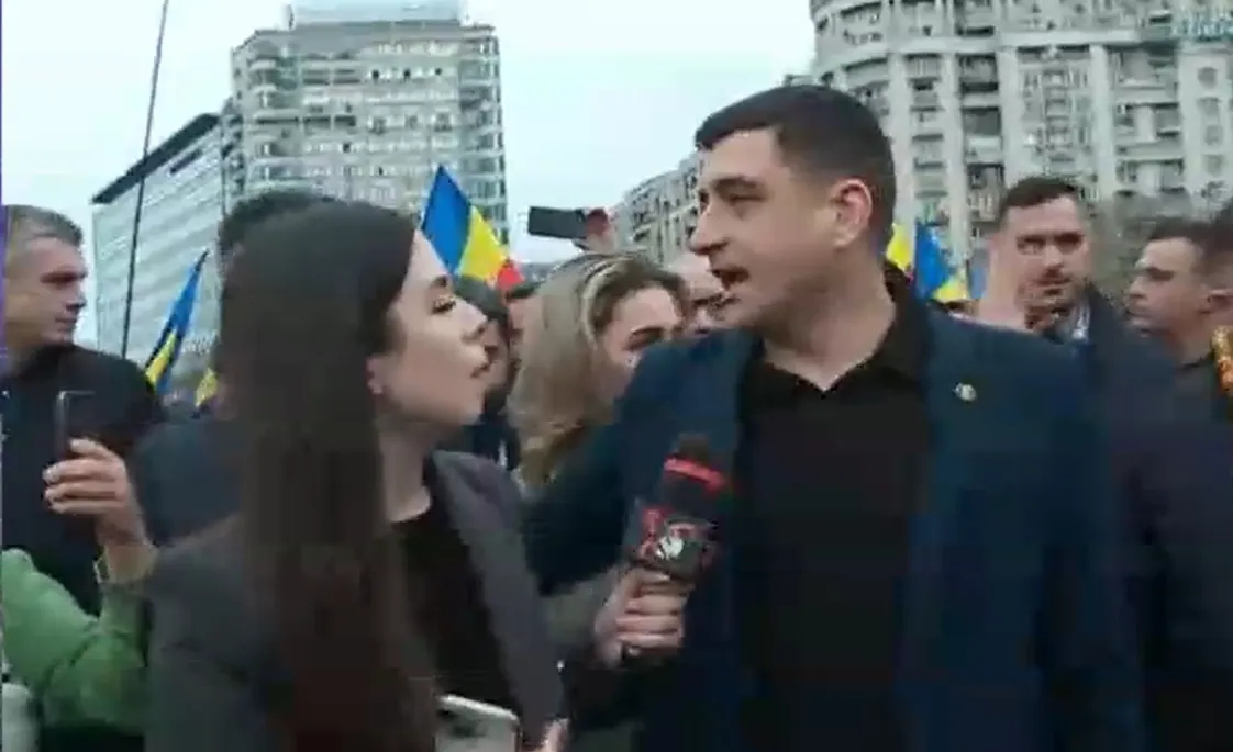 George Simion a ajuns în mijlocul manifestanților