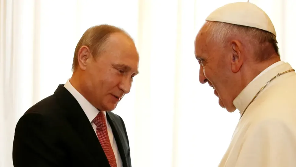 Vladimir Putin nu va participa la funeraliile Papei Francisc. Kremlinul confirmă absența liderului rus care este vizat de un mandat de arestare